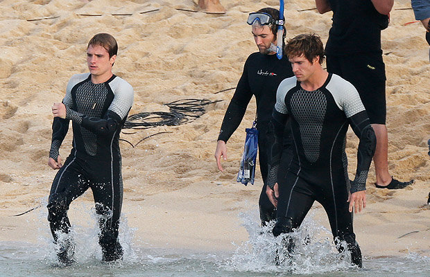 catching fire set pic 10