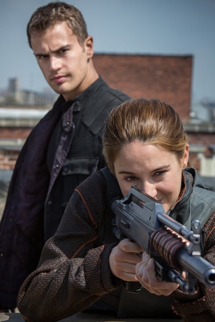 divergent still 9