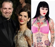 Jesse James y Sandra Bullock y en el otro lado Michelle "Bombshell" McGee quien es "la otra mujer"