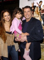 John Travolta, Kelly Preston y su hija Ella Blue. Alley confesó sus sentimientos por el actor.