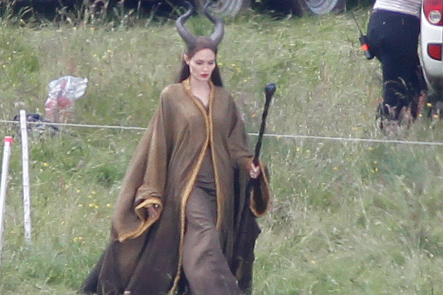 jolie maleficient pic 2