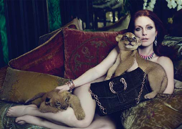 julianne moore bulgari 1