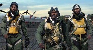 red tails