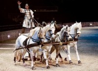 La espectacular obra de teatro tendrá la famosa escena de las cuadrigas recreada