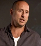 Gavin O'Connor sale al rescate del "western" tras quedarse sin su directora.